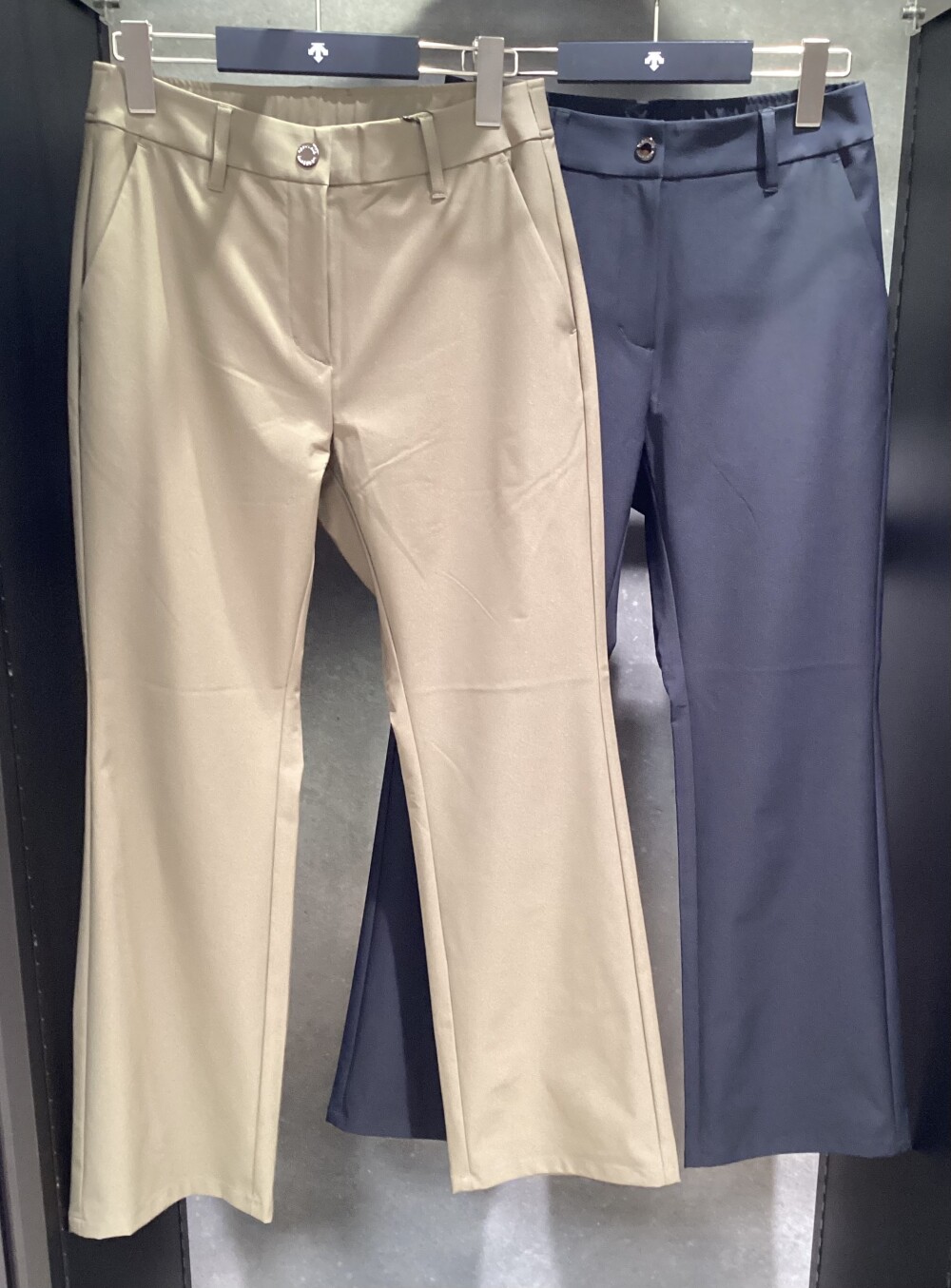 レディス　フレアパンツ