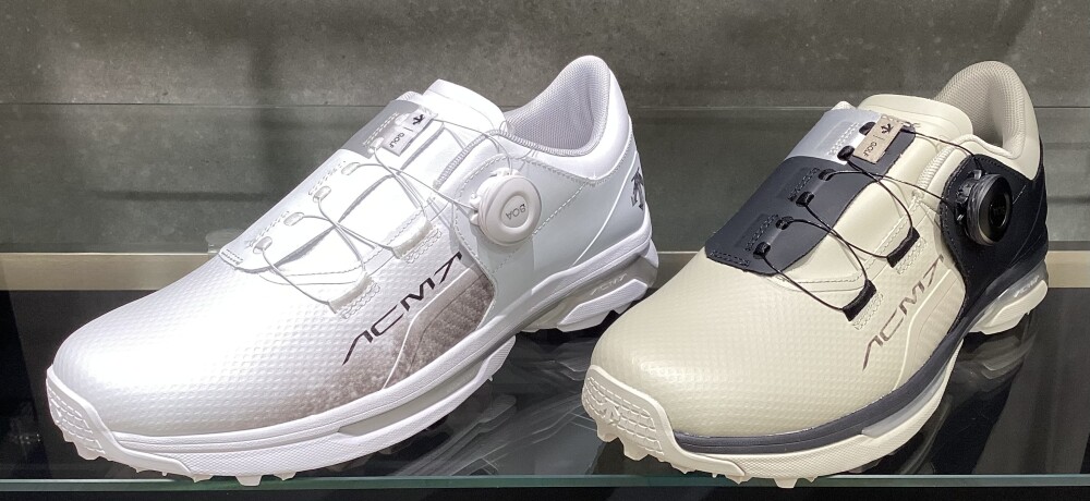 スパイクレス　ゴルフシューズ