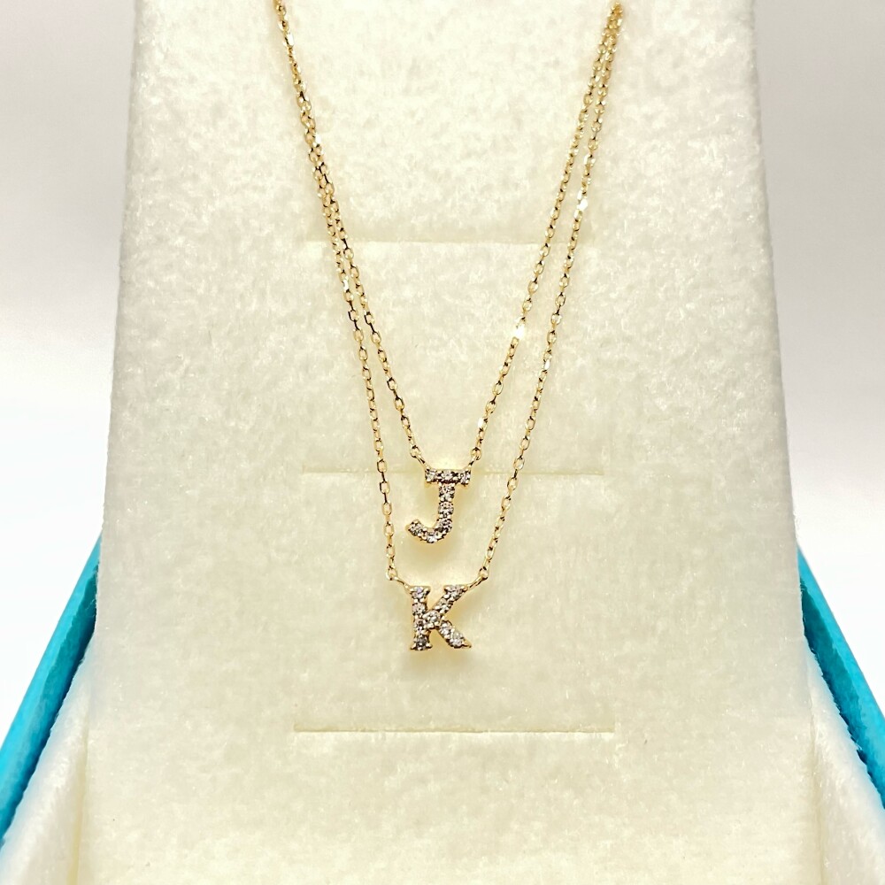 イニシャルネックレス「J」と「K」