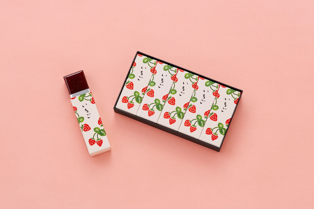 小形羊羹『いちご』