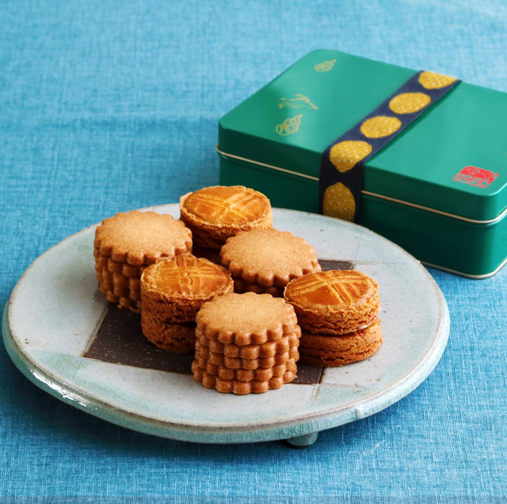 和三盆糖入りクッキー・ガレット缶