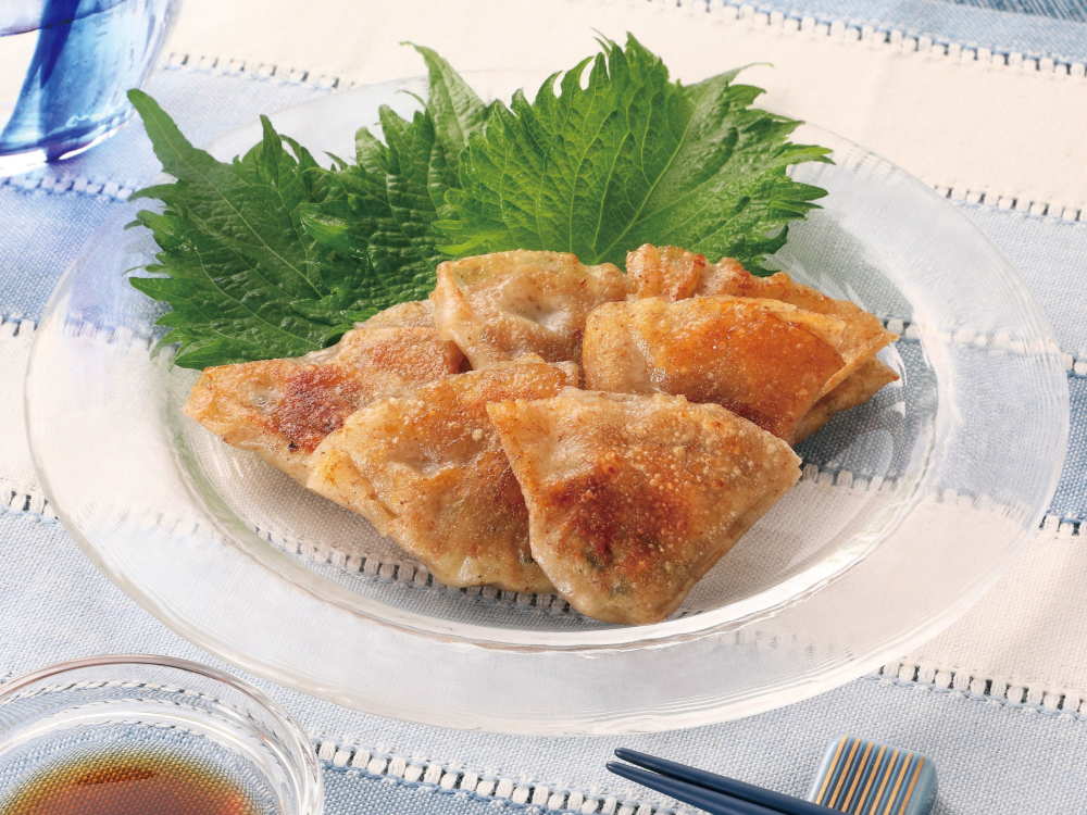 夏の季節餃子 全粒粉しそ餃子　限定販売！！