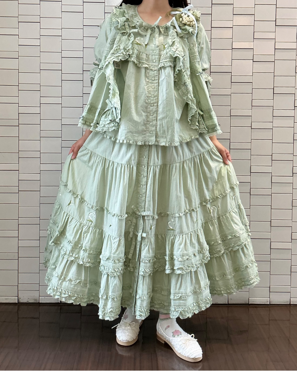 〜*鈴蘭刺繍入りヨークフリルブラウス*〜【電話注文可】