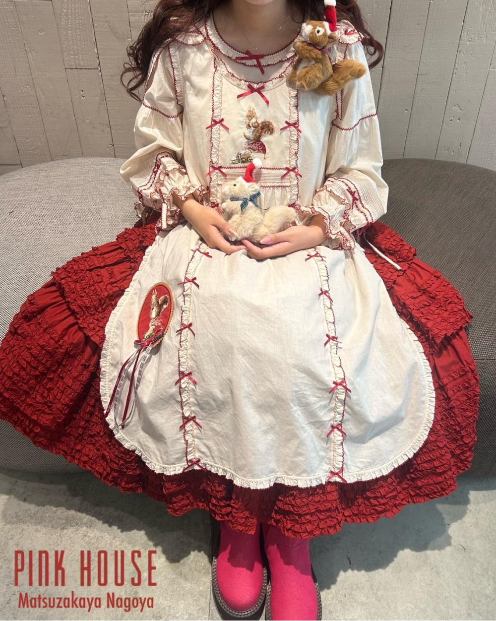 〜* りす刺繍入りフードタブリエ*〜