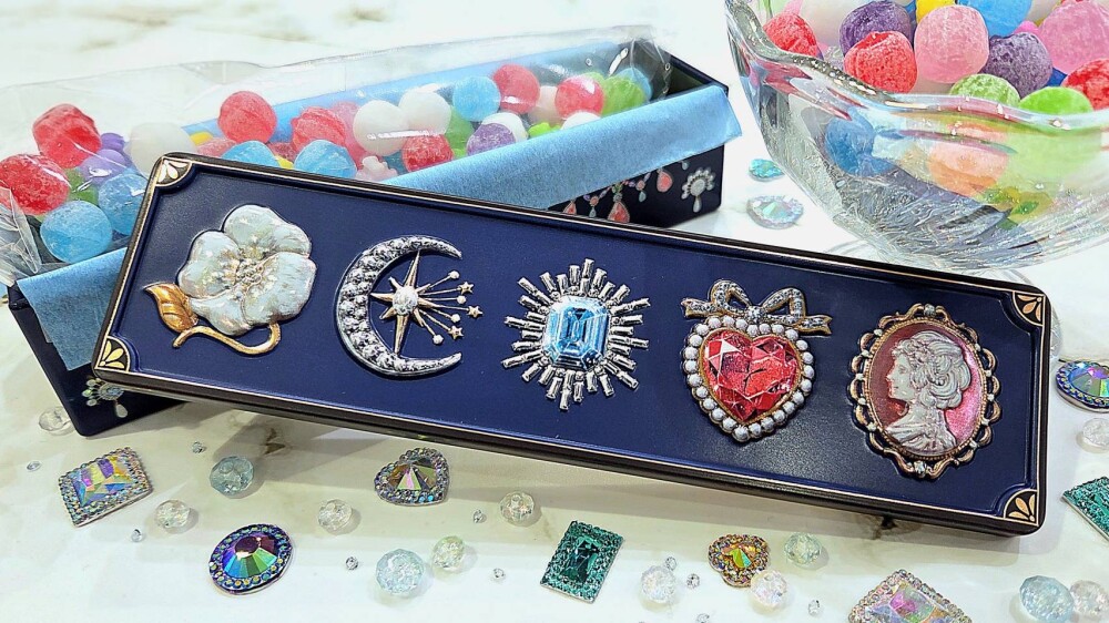 ジュエリー缶特集