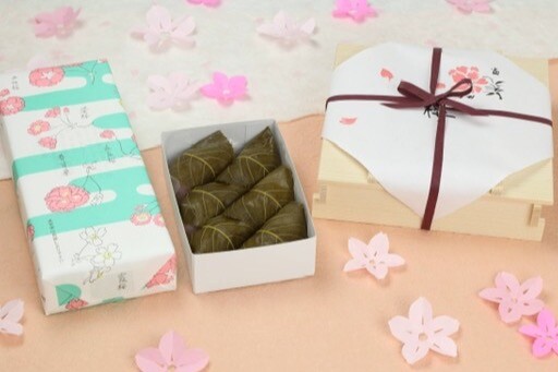 4月朔日餅(さくら餅)オンラインでご予約承り中です！