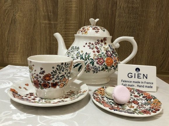 フランスの職人が生み出した陶器　〜GIEN〜
