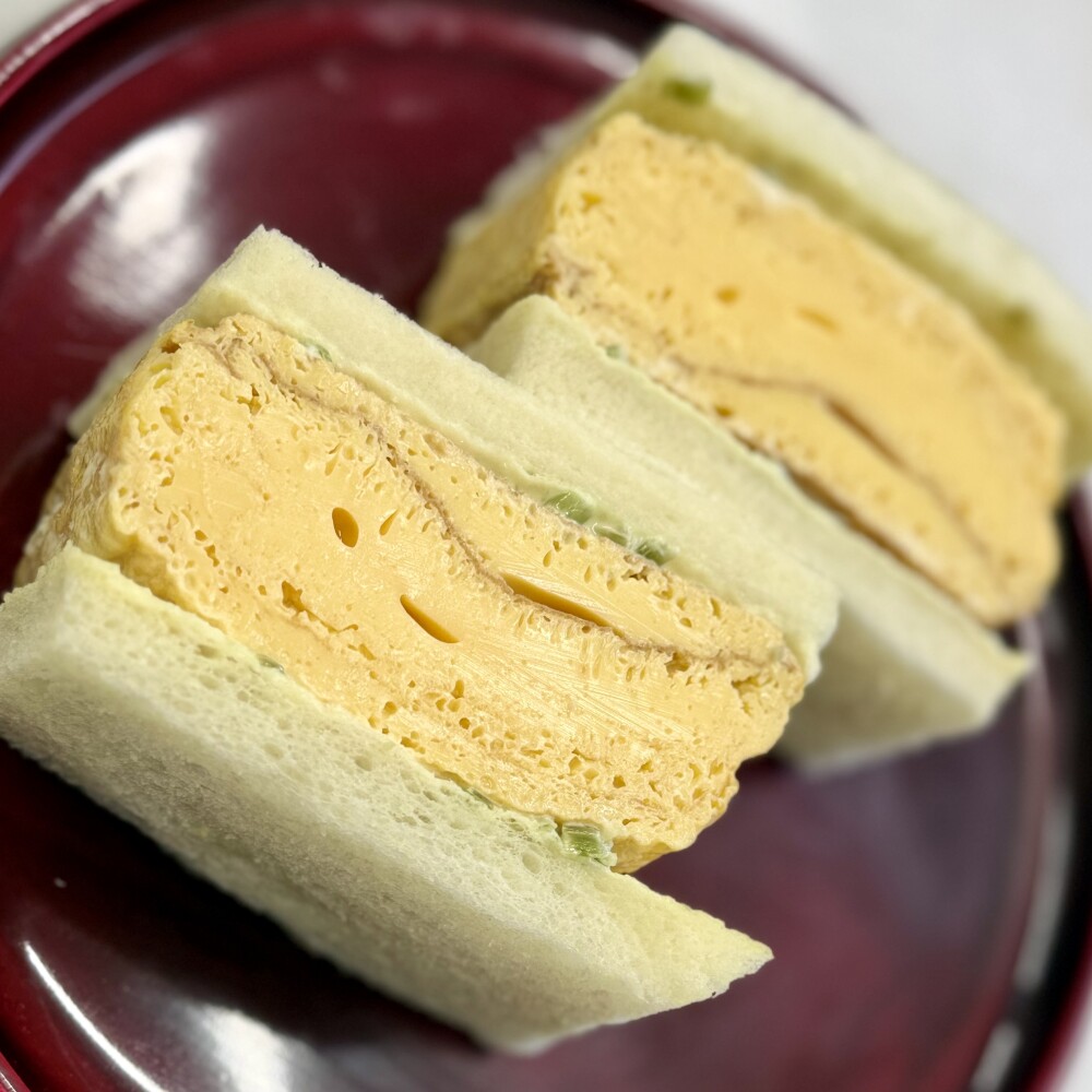 厚焼き玉子のサンドウィッチ