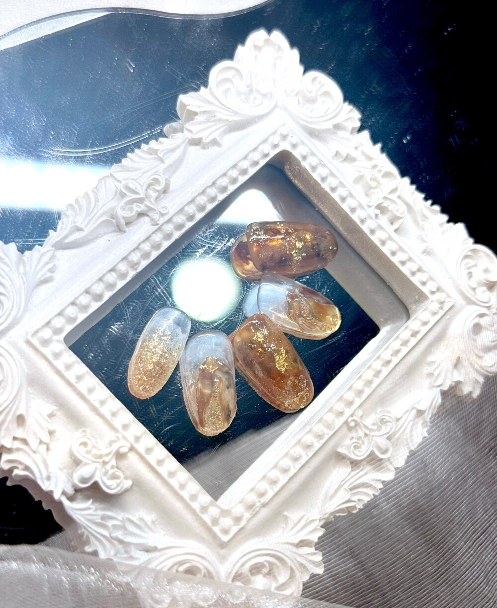 琥珀のような奥行きに魅せられて♡べっ甲風アンティークニュアンスネイル✨