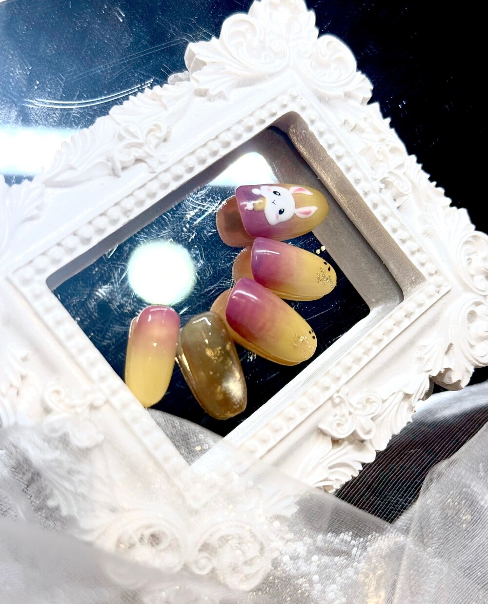 お芋を抱えた姿にキュン♡秋色グラデーション×愛らしいうさぎネイル✨
