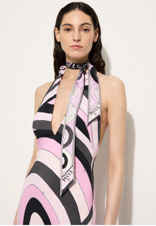 スカーフの紹介と巻き方アレンジ