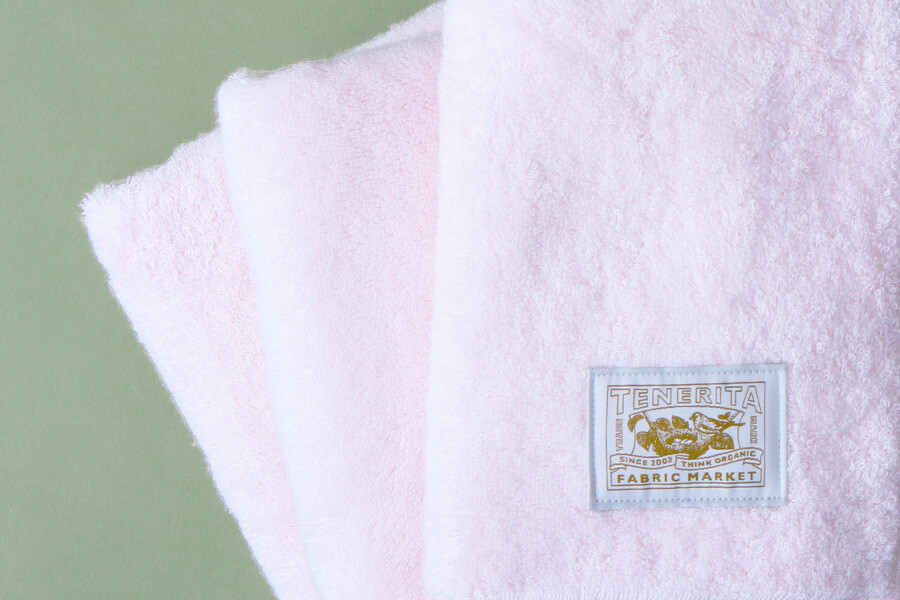 限定カラーの超甘撚りタオル「サクラ」