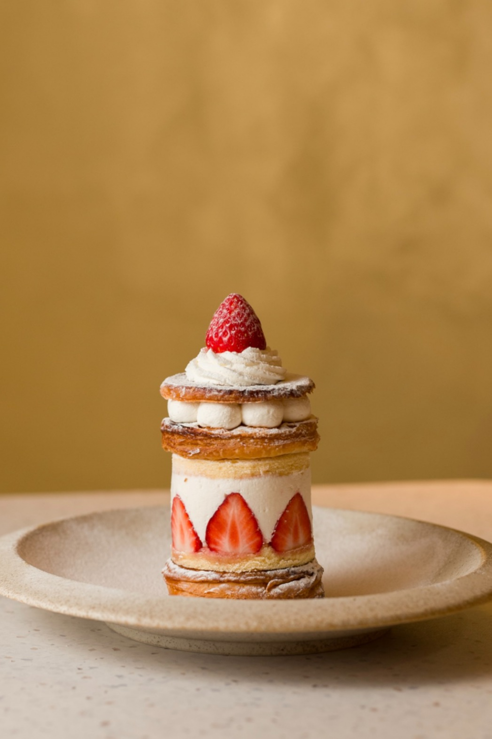 本館8階ユニイク　新作ミルフィーユ