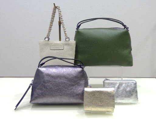 バッグのセレクトショップ〈FAVORITE〉