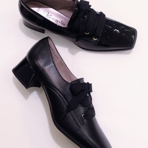 パ*ク様 銀座カネマツ☆レースアップブーツ 銀座かねまつ】秋本番！トレンド感と機能性を兼ね備えた、今季