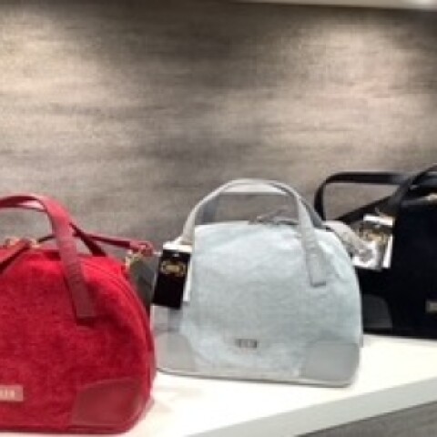 新品未使用　フェイラー　ユニ　バッグ　レッド⭐︎赤⭐︎完売 カラー レッド商品一覧｜フェイラー公式オンラインショップ(並び