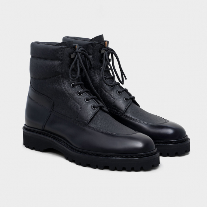 〈ジョンロブ〉2025AW Collection