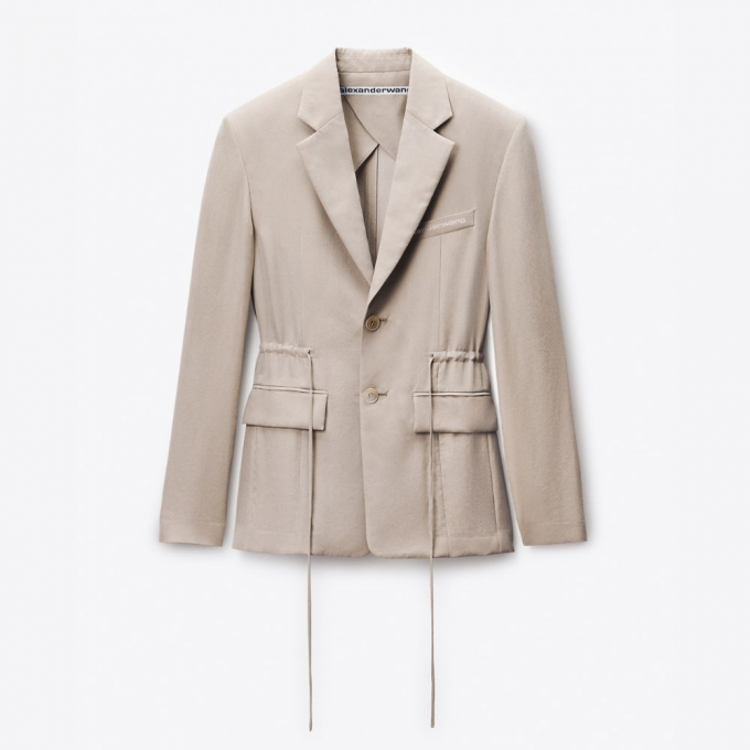 〈alexanderwang〉新シーズンのスプリングコレクションから新商品販売