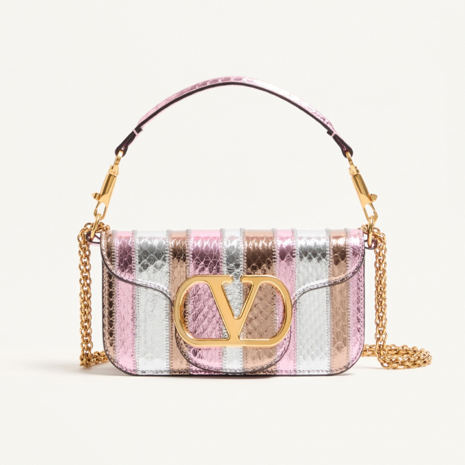 〈ヴァレンティノ ガラヴァーニ〉