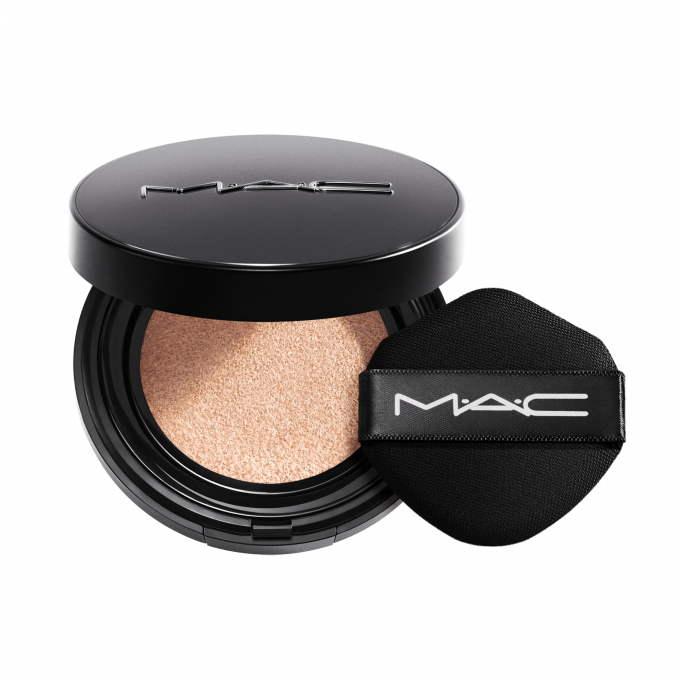 〈MAC〉スタジオ フィックス ロングウエア クッション ファンデーション SPF 50
