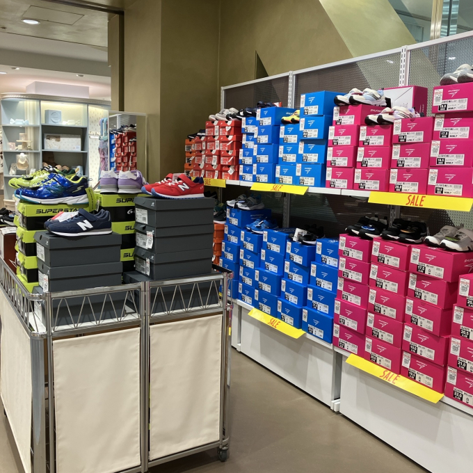 子供靴、一部商品セールスタート！