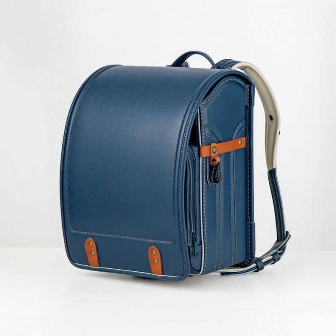 大丸松坂屋特別企画品　ヌメ革付属クラリーノ　staffおススメランドセル　15