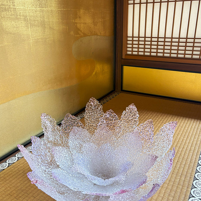 野田 朗子 Glass ExhibitionーLotus in Water
