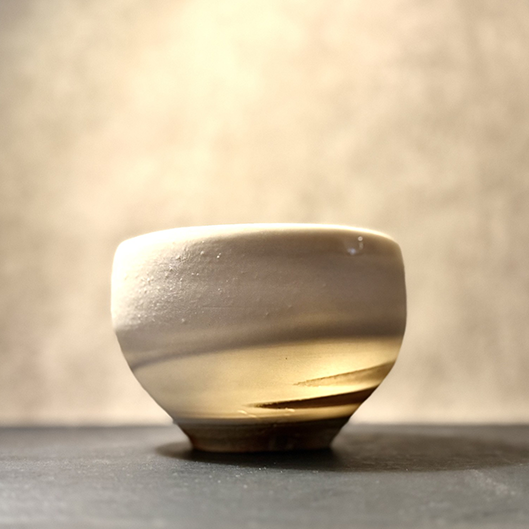 水野しづ陶展　—還光の相—