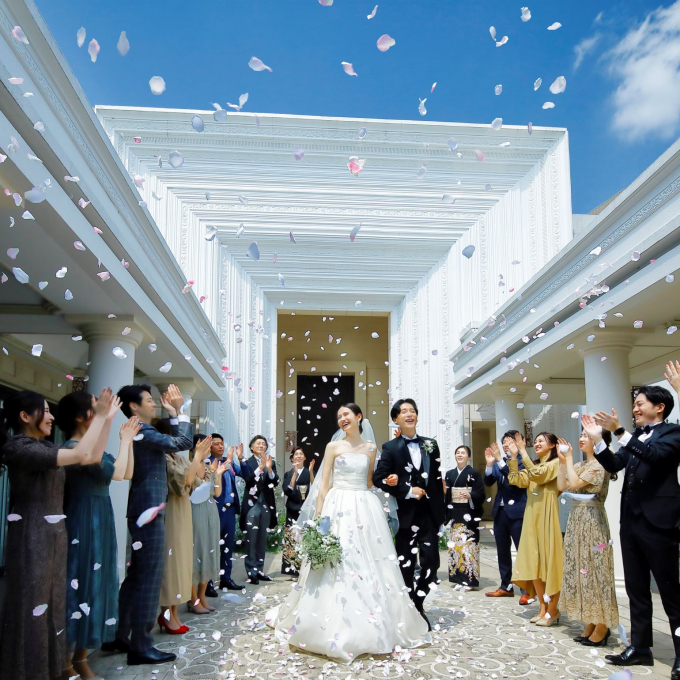 特別な1日を彩る、大切な式場選びをお手伝い