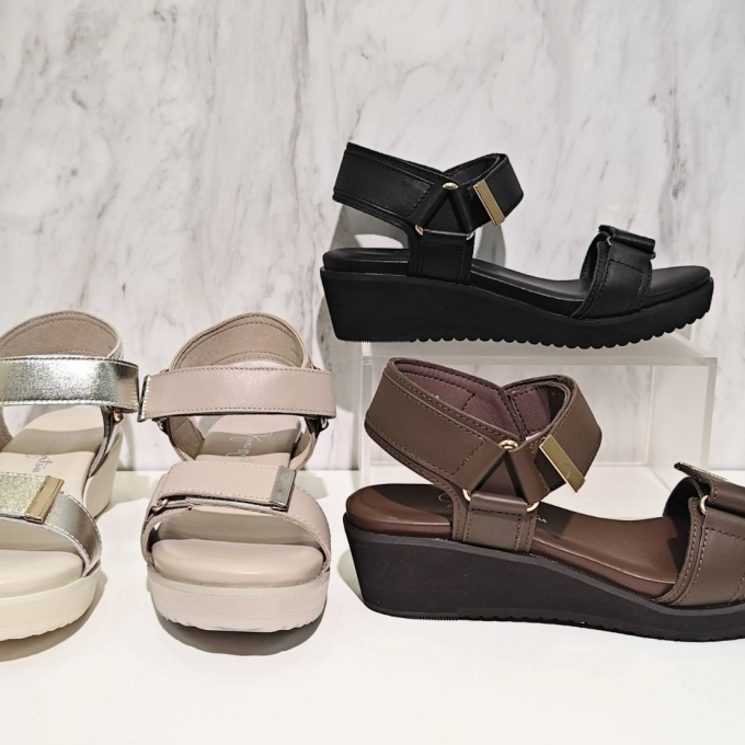 DEEP SUMMER　～LATE SUMMER SANDALS～