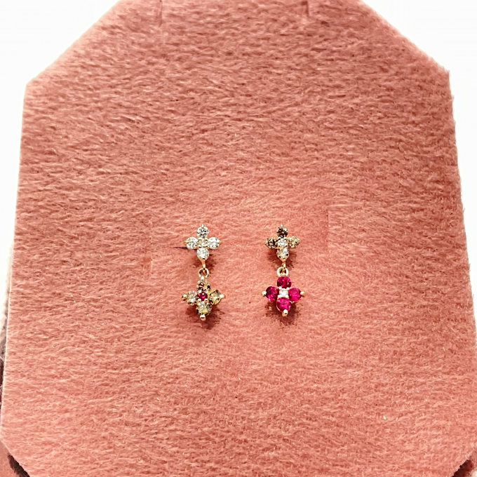 ダイヤ・ルビーの揺れるピアス