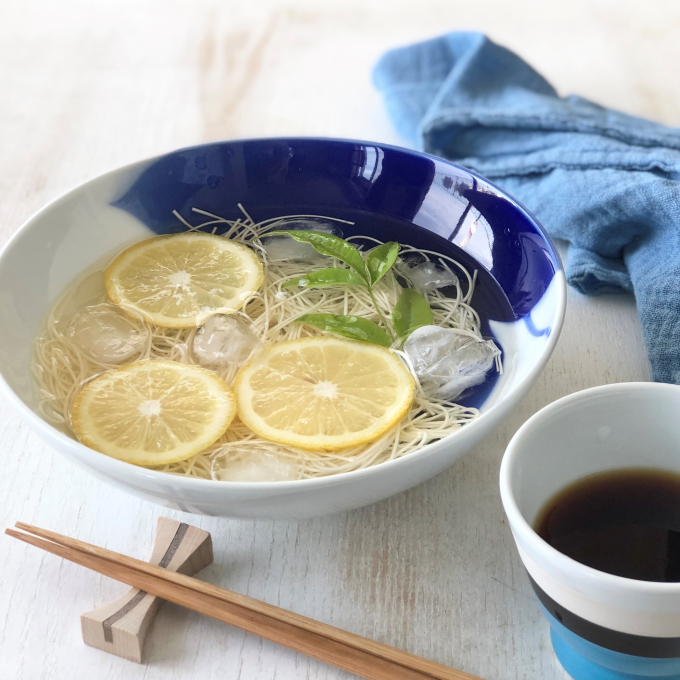 涼を感じる器、めん鉢
