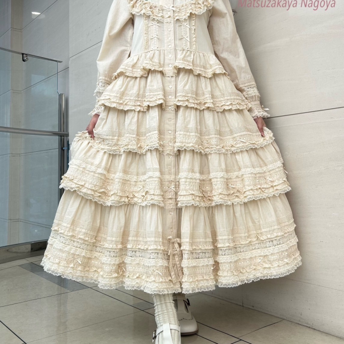 〜*ホワイトローズ刺繍ローンワンピース*〜