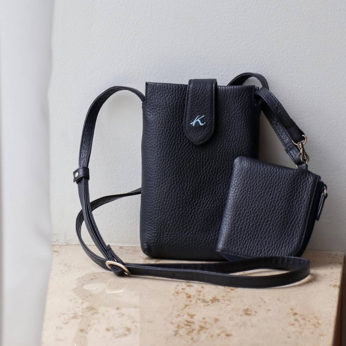 【キタムラ】新作スマホショルダーとハンドバッグ