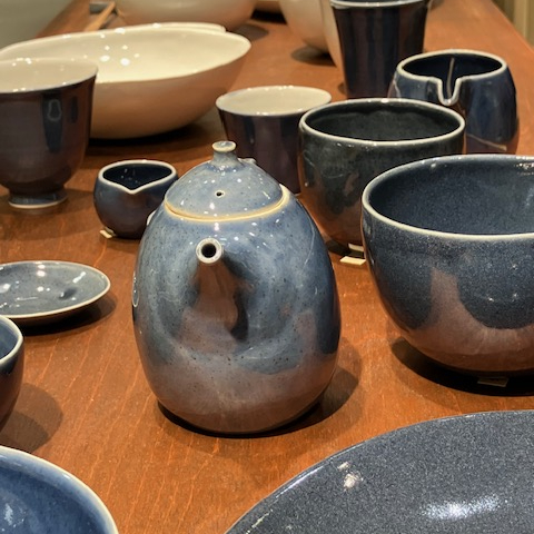 ババグーリ 白磁と瑠璃磁のうつわ