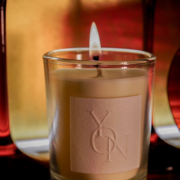 Holiday Gift | 1周年の特別なお知らせ