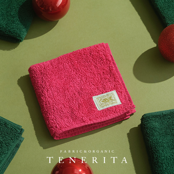 クリスマス限定カラー「ルビーレッド」「エバーグリーン」