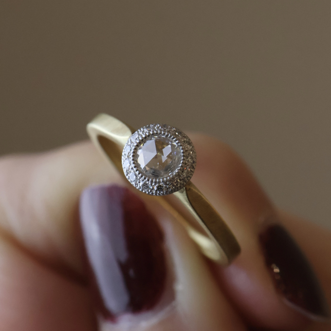 hum | ROSECUT SOLITAIRE