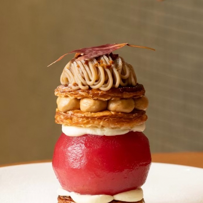 本館8階ユニイク　新作ミルフィーユ