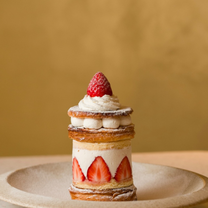 本館8階ユニイク　新作ミルフィーユ