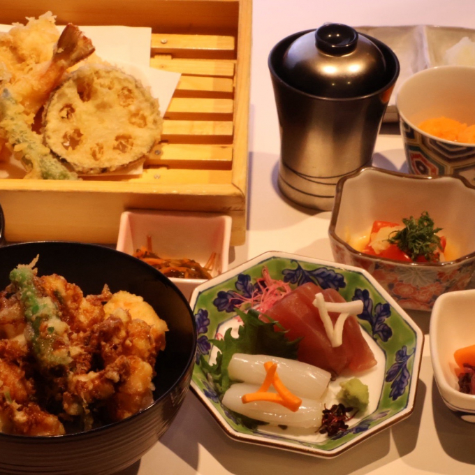 予約不要！コースと定食始めます！