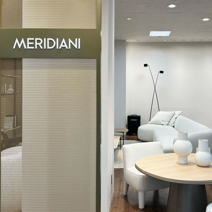 【MERIDIANI】丸みと優雅さを演出するソファ〈OSCAR〉