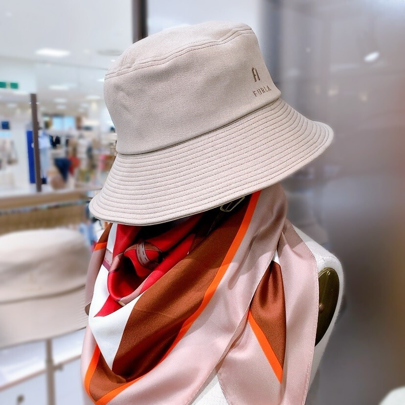 ﻿﻿﻿【Love❤︎zakka!】秋のお出掛けに取り入れたい❣️おすすめ帽子✨