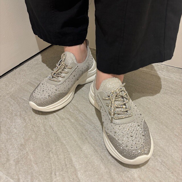 【秋の新作】スタッカートから新作スニーカーが入荷しました‼️