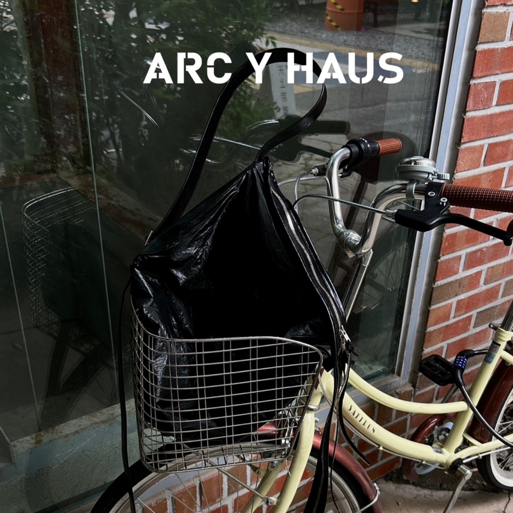 【3/18〜新登場】紙のように軽い!? 話題のTyvekバッグ〈ARC Y HAUS〉