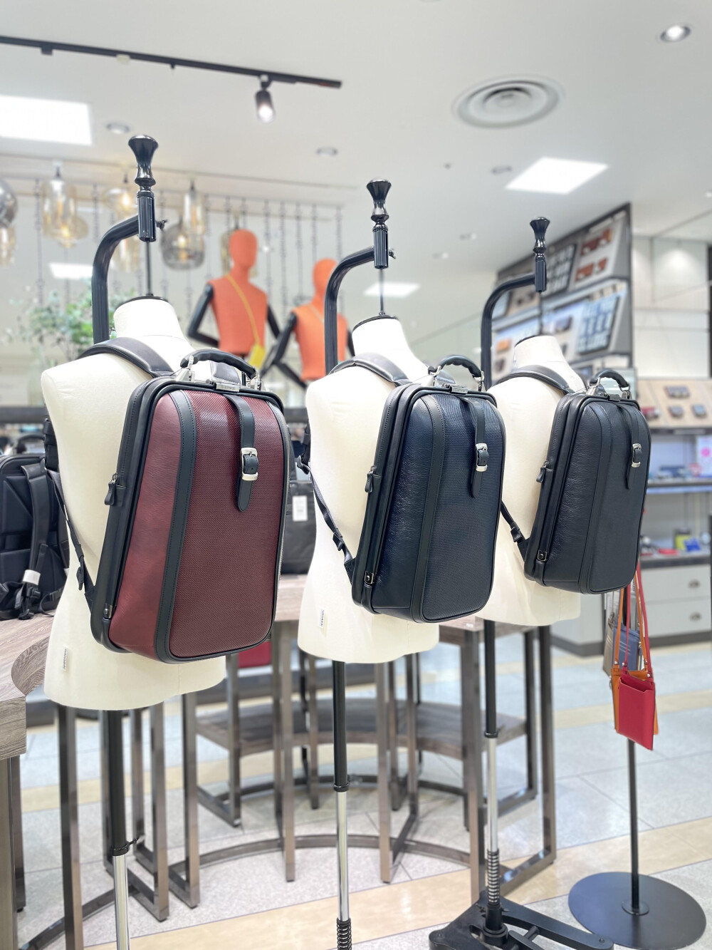 日本一の鞄の産地 兵庫県豊岡市に誕生した ブランド《ARTPHERE
