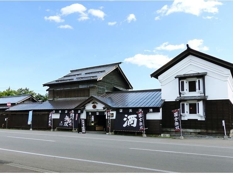 今週の日本酒～大雪の山々からの綺麗なお水を使ってお酒造りをしている蔵元～！