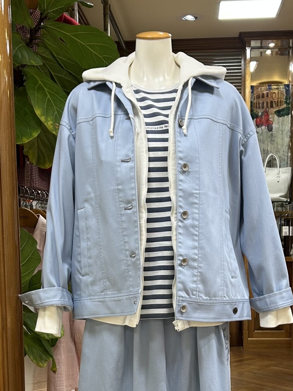 着心地抜群！デニム風ブルゾン✨