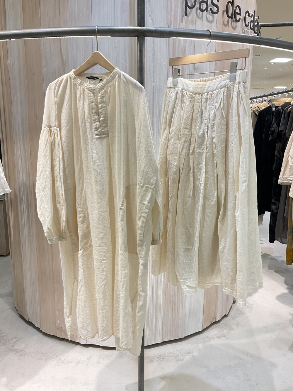 コットンナチュラルローンワンピース