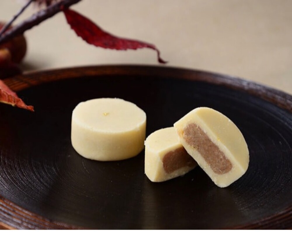 金曜・土曜限定販売　『もんぶらん』